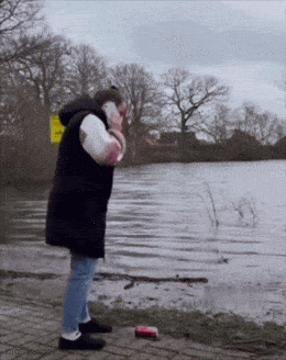 2024_0728_083e8edbg00shbloh02d7d000780094m.gif